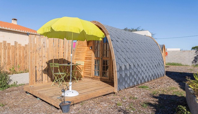 Pod Anis Cabin with Air Conditioning