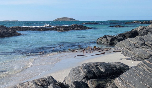 Pod Beag beside the sea, Isle of Eriskay