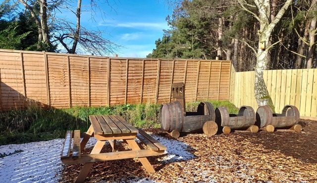 Pod with hot tub in Llanbryde near Elgin