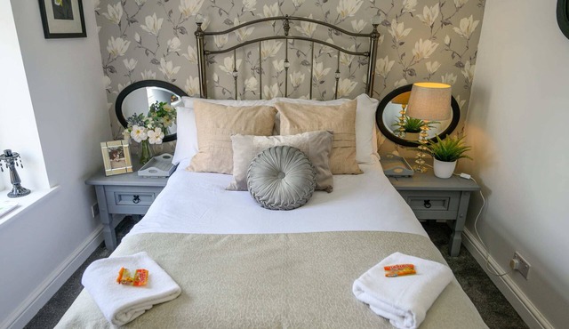 Poet's Cottage: Breathtaking Aberdare Heritage