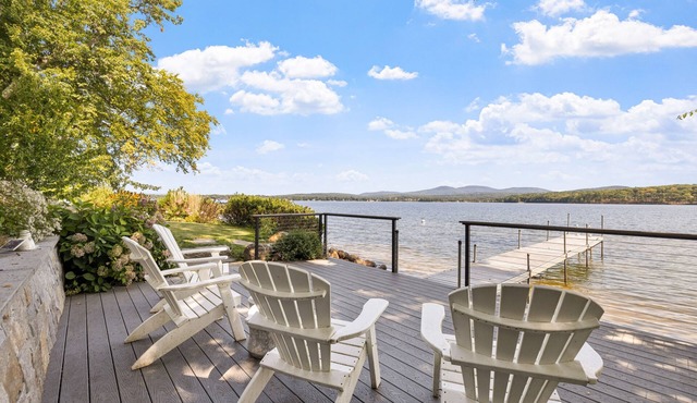 Point Comfort On Lake Winnisquam