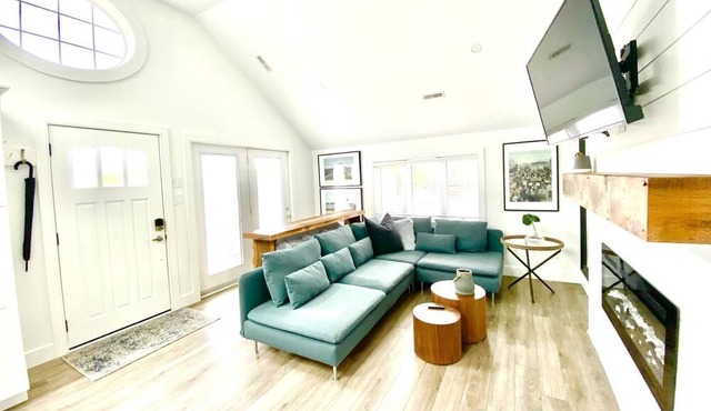 Point View in Luxury Condo