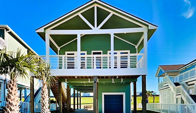 Pointe of View | Access to Pool & Hot Tub