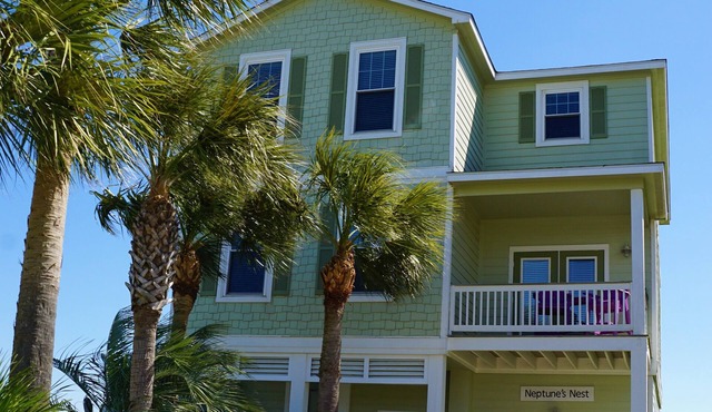 Pointe West BEACHFRONT next to dune walkover! - 4 bed 4 bath