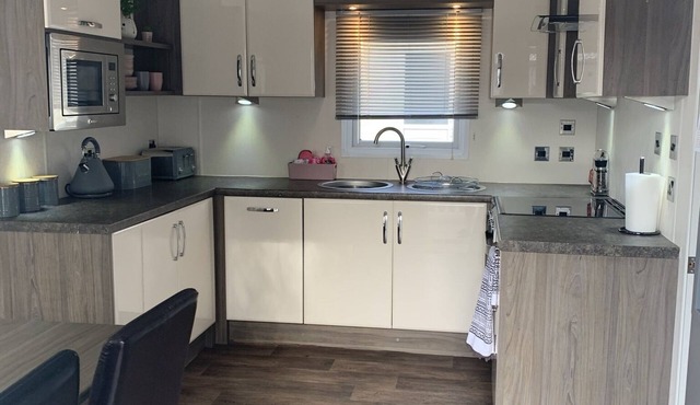 Poker Dot Getaway 1 Stay-play-getaway