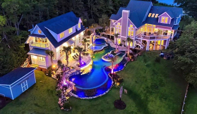 Polaris Pointe on the Cove