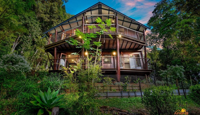 Pole home in paradise @ Kuranda