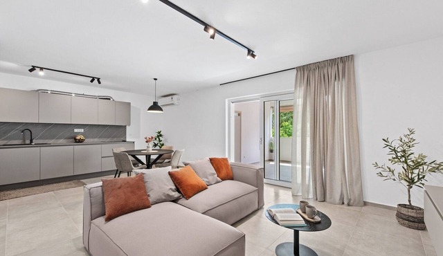 Poli Nona - renovated in 2023