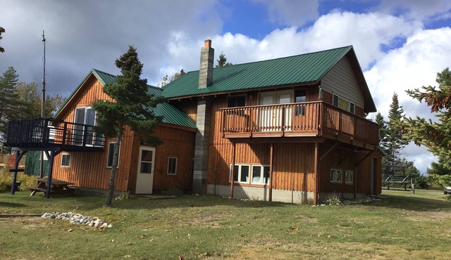 Polish Flats: A Cozy Cabin on Bay