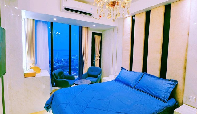 Pollux BAKAF Apartment - TOP FLOOR 55th SEA VIEW AND CITY - BATAM CENTER
