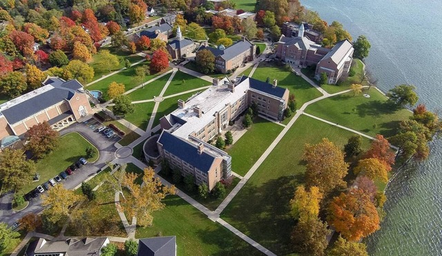 Polo and Pear Cottage