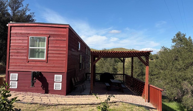 Pomelo Cabin @ Vinyard Winery, 6 Adults, 2 Kids, Wifi, AC, Fallbrook