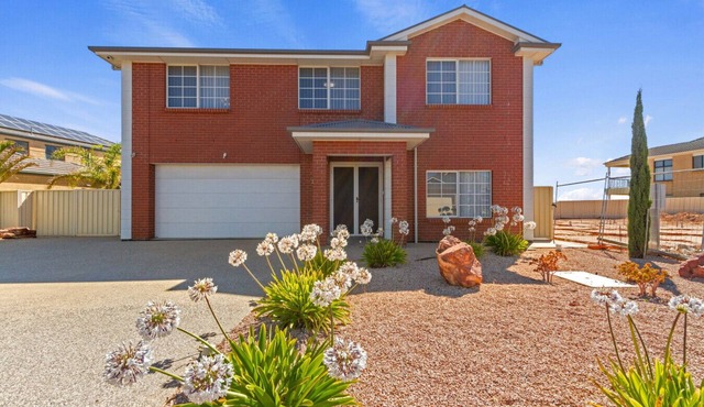 Pommern Waters - Spacious Wallaroo Marina Frontage