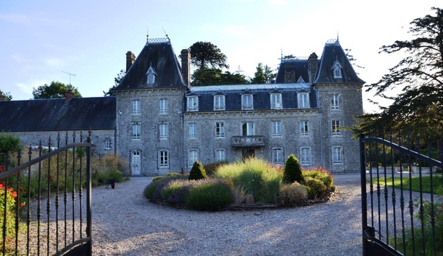 Pommiers - Chateau Bellenau holiday accomodation