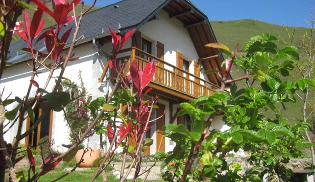 Pomo July the ESPIATET (the place from where we see)