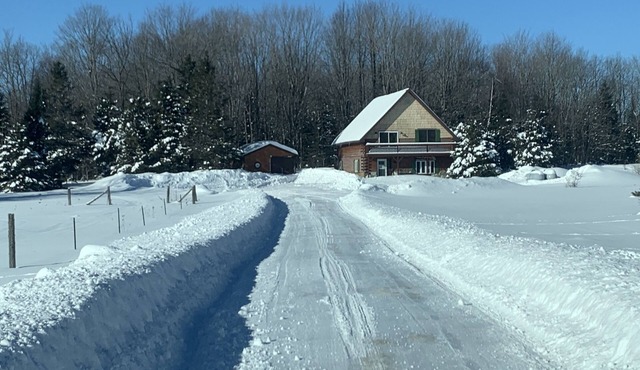 Pond Island Lodge, ORV/Snowmobile trail access from driveway