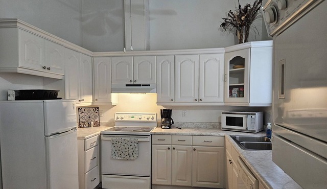 Pond lovers apartment in Cornelius