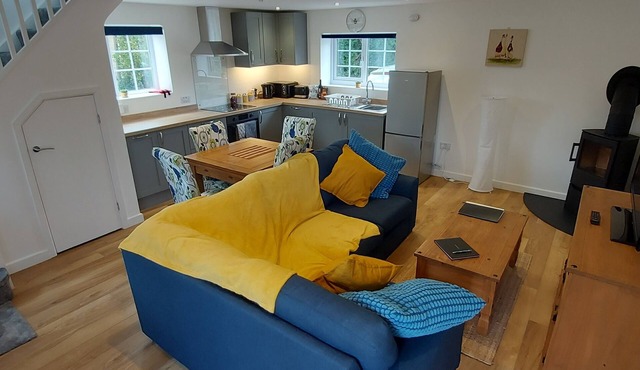 Pond Puddle at Pond Pool Cottage