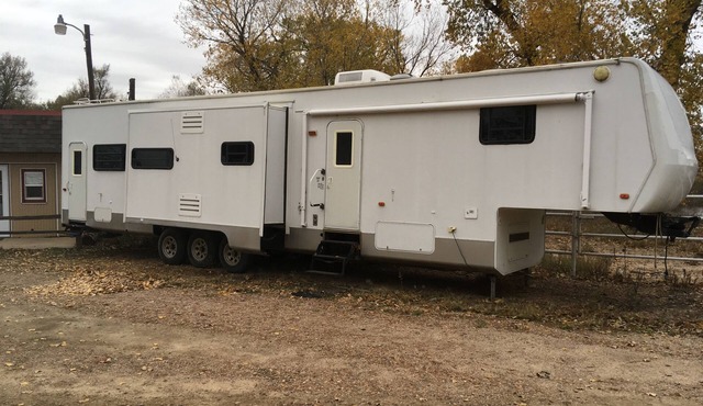 Pondarosa Camper of Pondarosa Inn Water Park