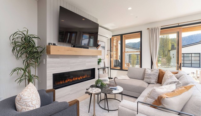 Ponderosa 4A at Wapato Point Resort on Lake Chelan