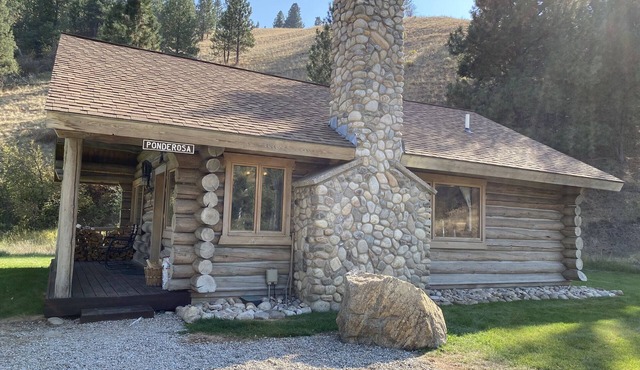 Ponderosa Cabin at Rye Creek Lodge