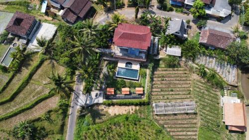 Pondok Is Oke Luxury bunggalow