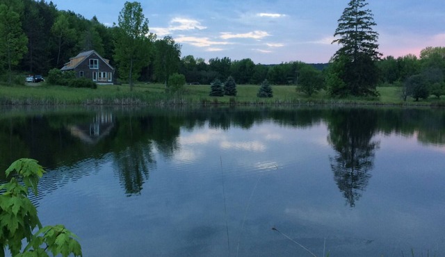 PondView Mountain Country House/Cabin on 70 acres with 5 Ponds