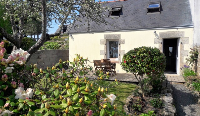 Pont L'Abbé, charming house for 4