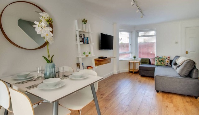 Pontcanna Mews in the beautiful Cardiff