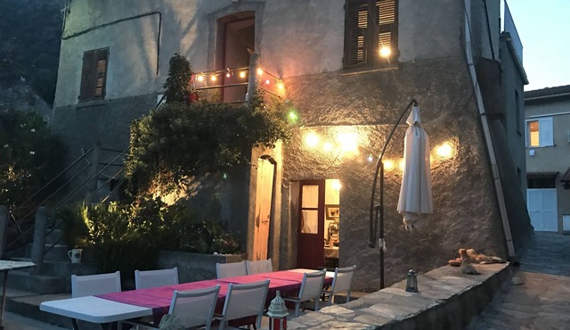 Ponte Castirla Independent room at the door of The Magic Scala Santa Regina