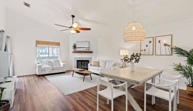 Ponte Vedra Beach Coastal Getaway: Sleeps 8