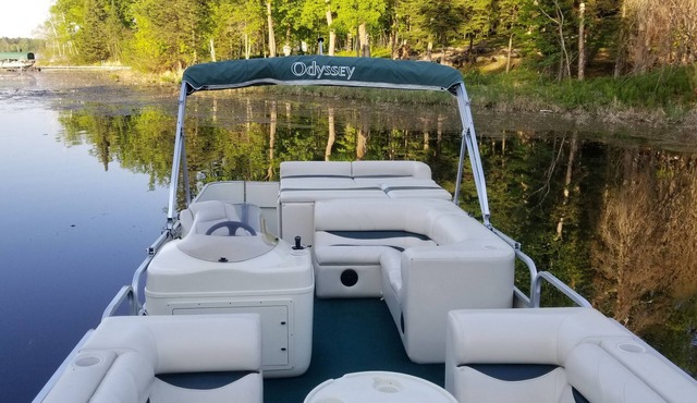 Pontoon Included - Newly built Lake Home on Woman Lake