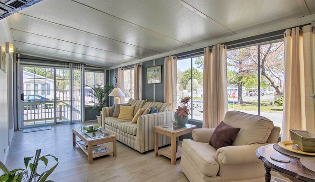 Pool Access: Dog-Friendly Ocean Pines Home