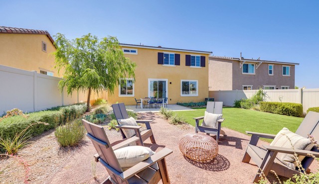 Pool Access & Mtn Views: Family Haven in Beaumont!