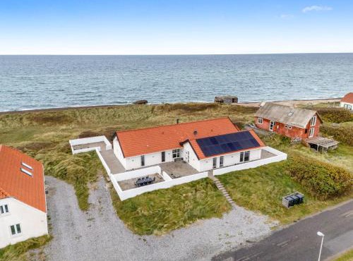 Pool And Activity House With A 180-Degree View Of The North Sea, Located At Lild Strand