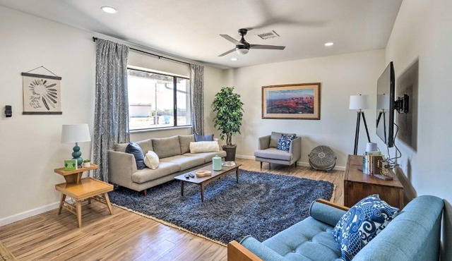 Pool and Backyard Oasis! Snowbird Escape in Phoenix