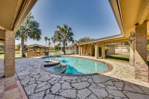 Pool and Game Room Waterfront Harlingen Home