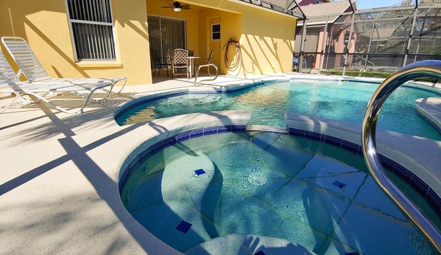 POOL AND SPA HEAT INCLUDED, special offer for limited time!