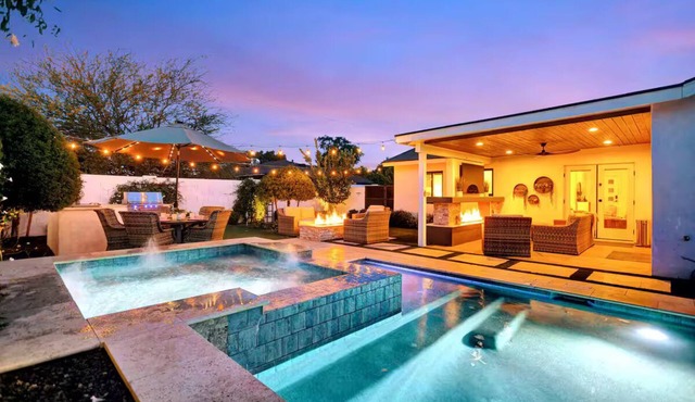 Pool and Spa Retreat - Walk to Old Town Scottsdale