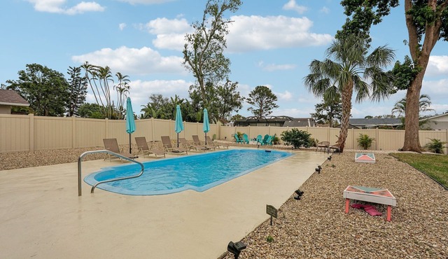Pool+Arcade+Theatre+Private Yard – Prime Location!