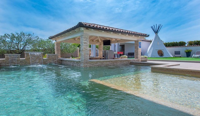 Pool-Bar-Villa. Vodnjan/~50m2 pool/Seaview/4km beach/SPA Jacuzzi