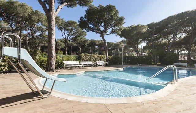 POOL BBQ APARTMENT in CASTELLDEFELS