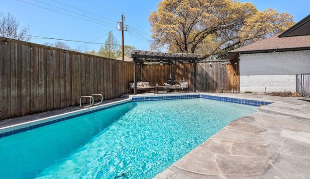 Pool | BBQ | Games | Gym | Patio | Workspace