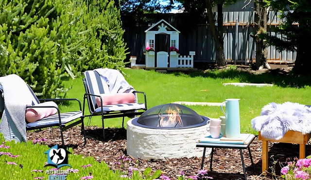 Pool & Beach Retreat. Relax & Unwind at Good Times