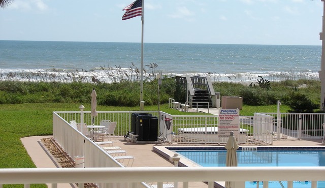 Pool/Beach View Condo