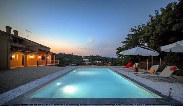 Pool Daze Holiday Home