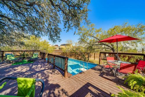 Pool, Deck & Huge Yard! Spacious San Antonio Home