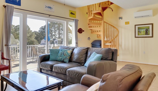 Pool & Dock Access! Bohannon Cottage on the Bay