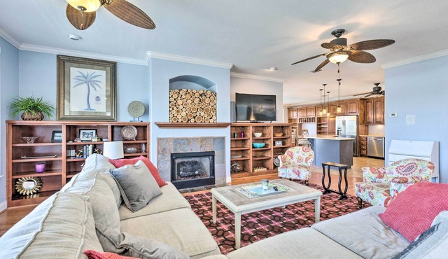 Pool & Dock Access: Gulf Shores Family Getaway!