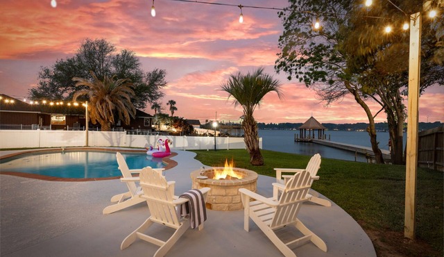 Pool Fun on Lake Conroe - Gameroom - Paddleboards
